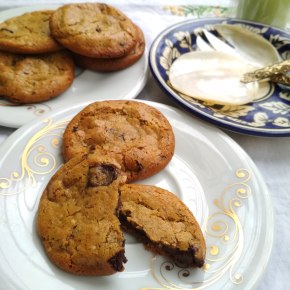 Chewy Chocolate chip cookies (gluten-free)